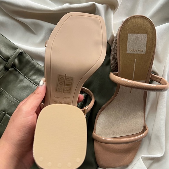 NWT Dolce Vita Block Heels - Picture 3 of 5
